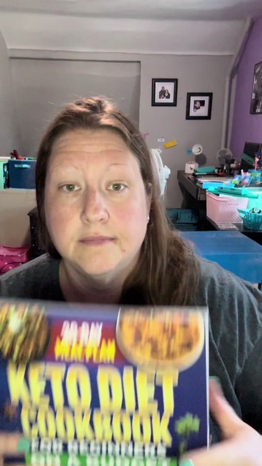 Post 9 by Melia Mura898 on TikTok (video)