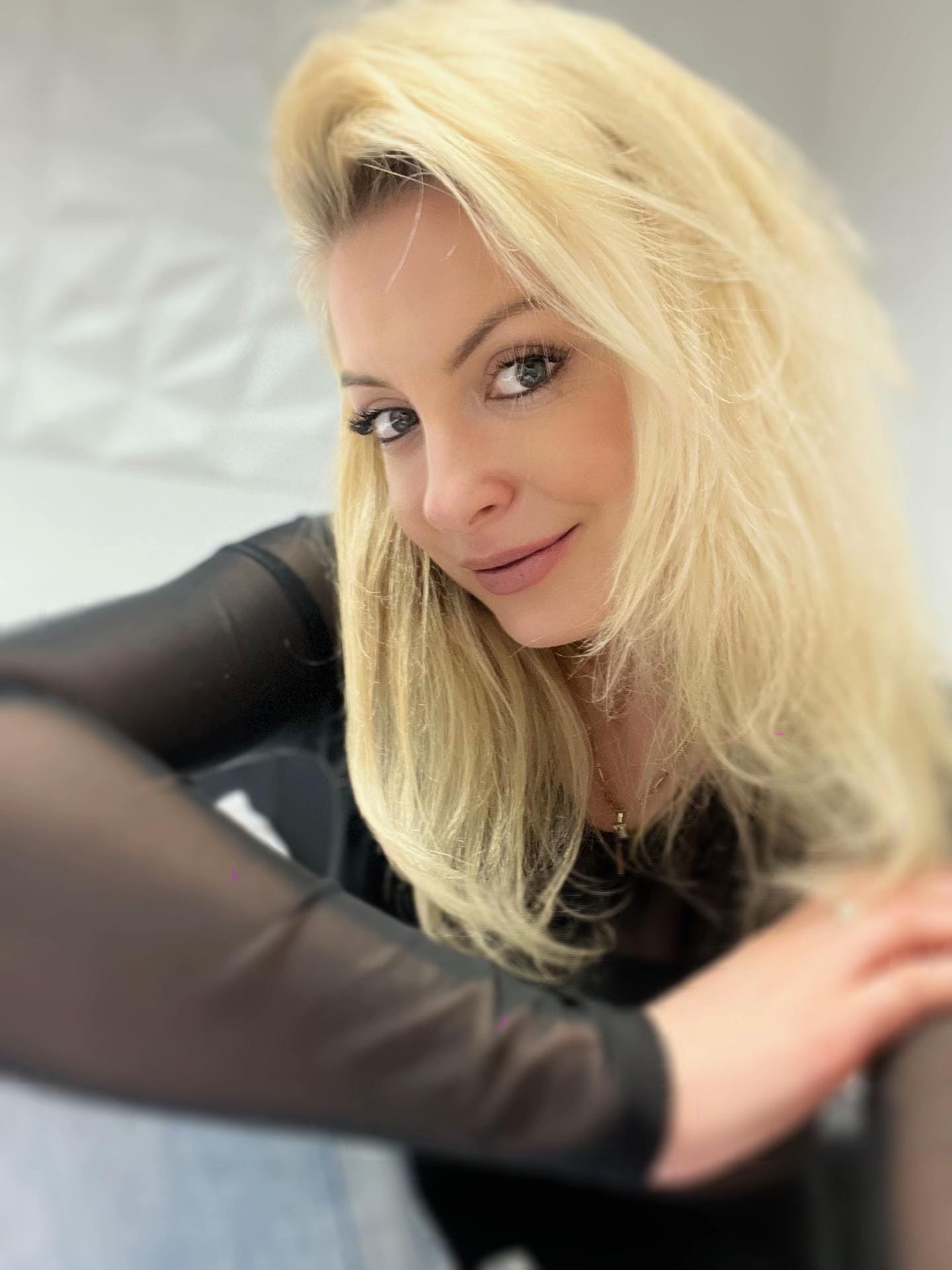 Post 9 by Ewelina Koll on TikTok (video)