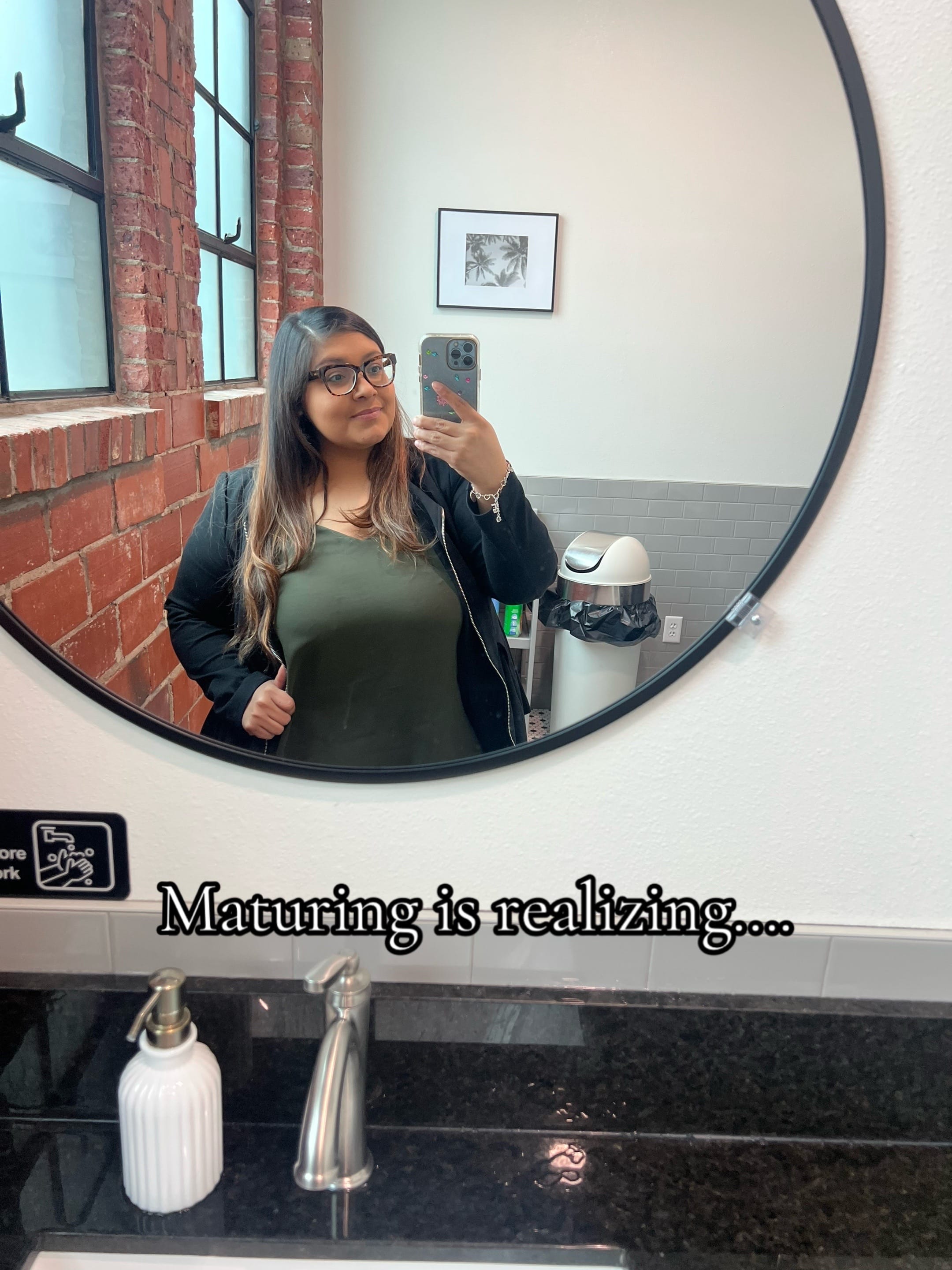 Post 1 by Julia Soto on TikTok (video)