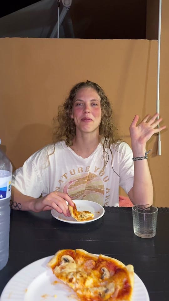 Post 4 by viviana_marton_ on TikTok (video)