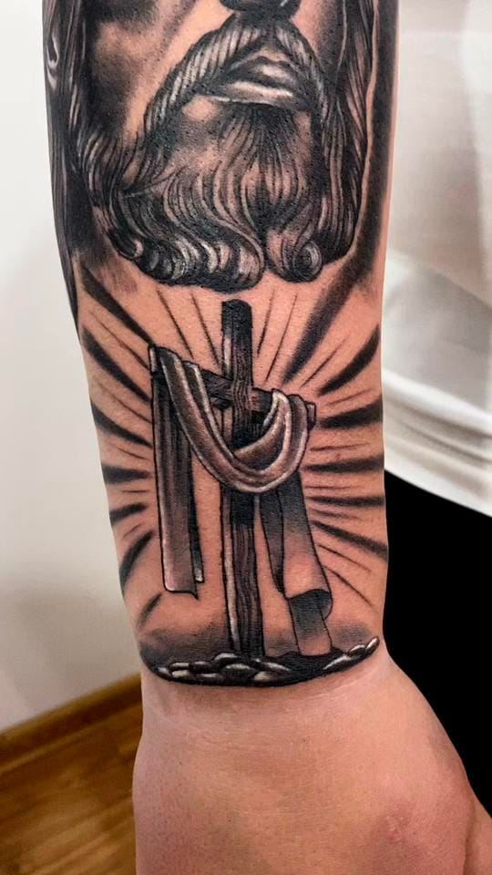 Post 7 by Emilian Tattoo on TikTok (video)