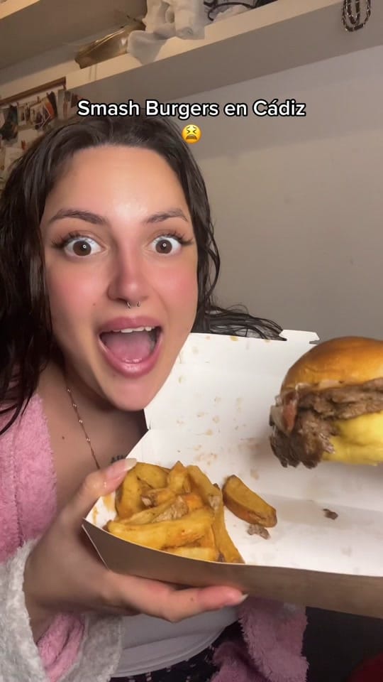 Post 2 by Tayana on TikTok (video)