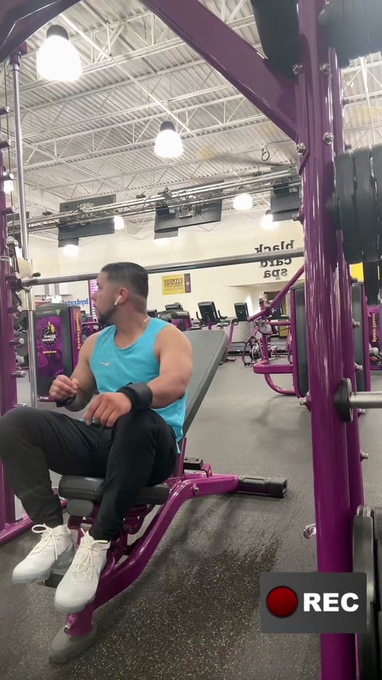 Post 2 by Jonny on TikTok (video)