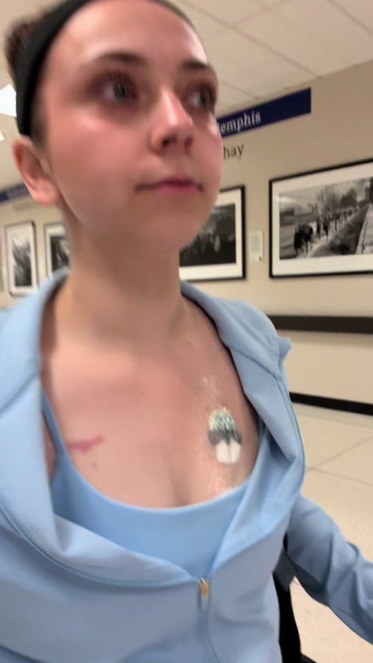 Post 1 by Mickey on TikTok (video)