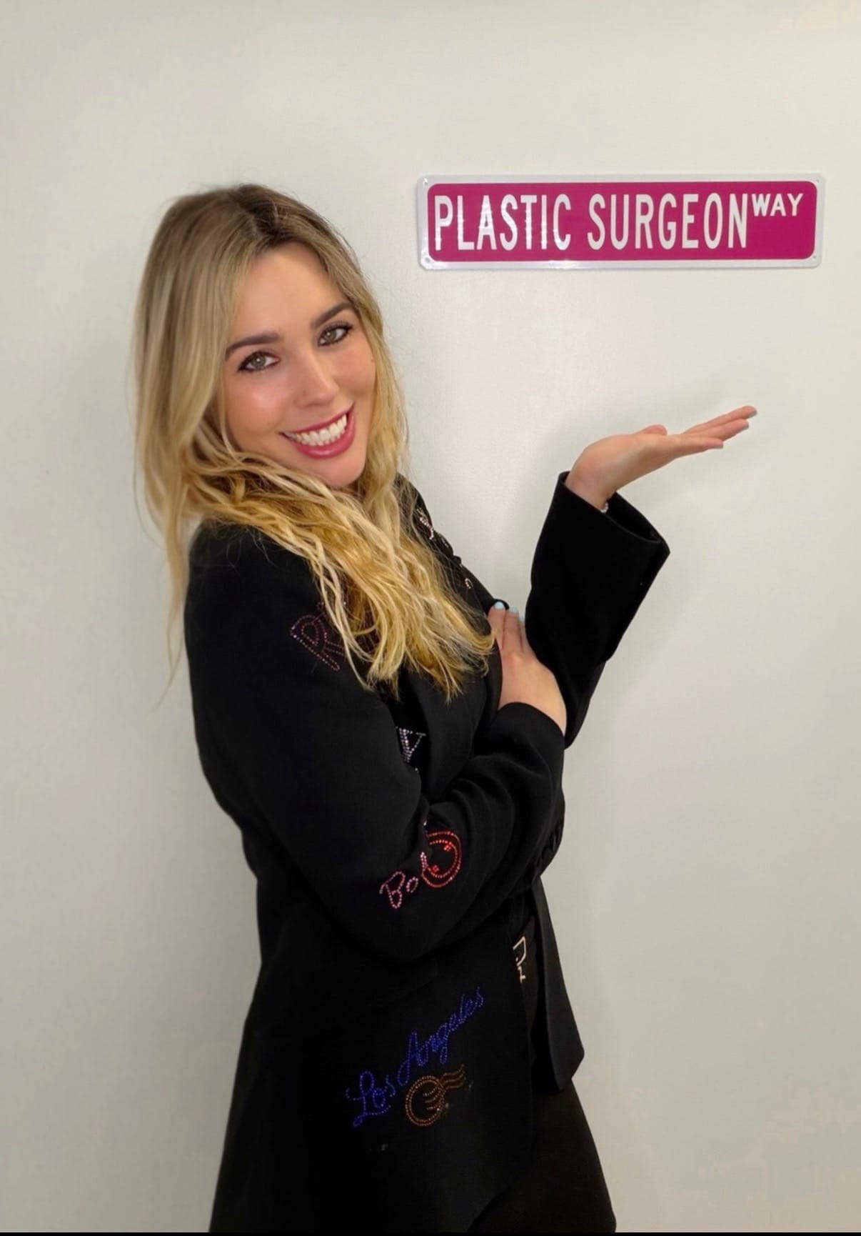 Post 7 by Anne-Sophie Lessard on TikTok (video)