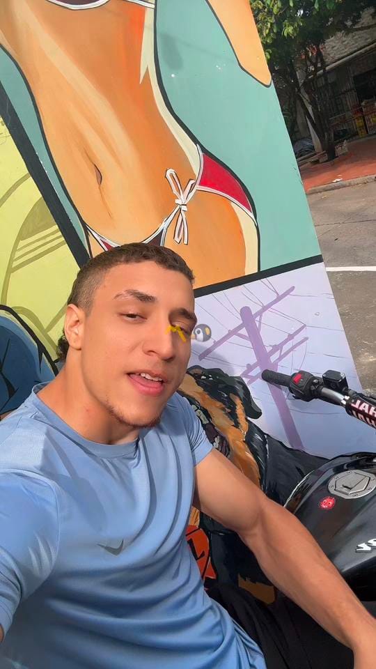 Post 3 by Dimelo〽️ai🐧 on TikTok (video)