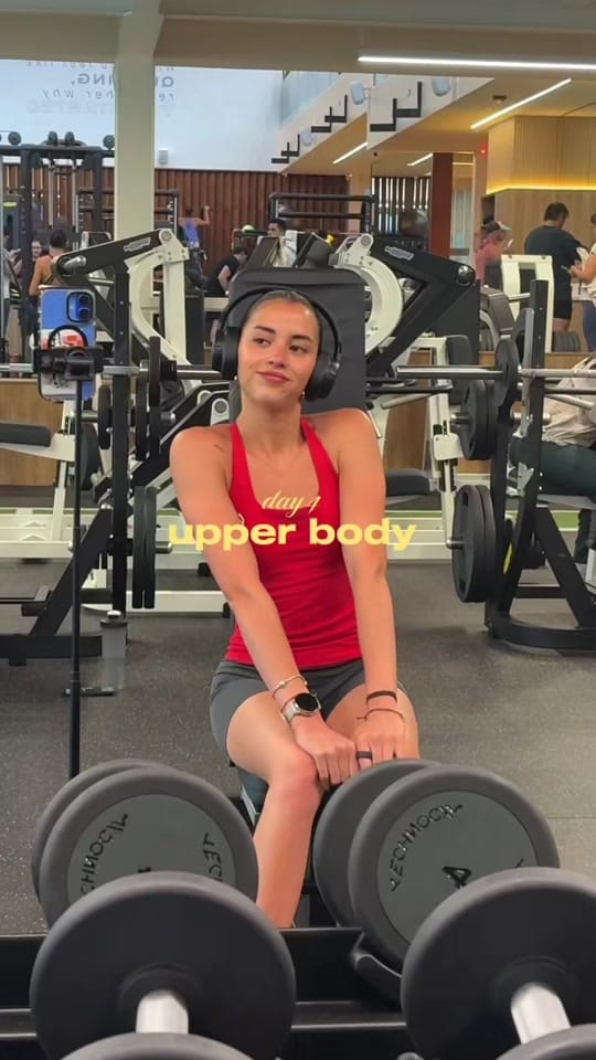 Post 3 by isabella on TikTok (video)