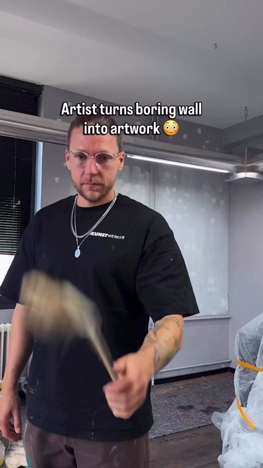 Post 1 by Flo Erb on TikTok (video)