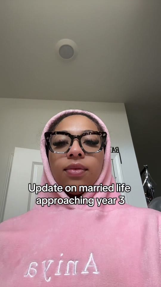 Post 6 by Aniya Cheri on TikTok (video)