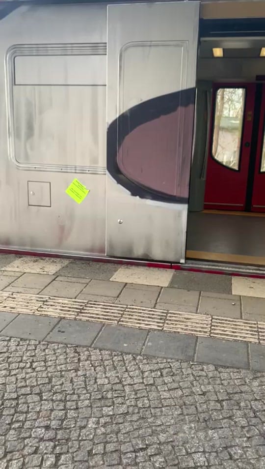 Post 3 by yard5graffitishopberlin on TikTok (video)