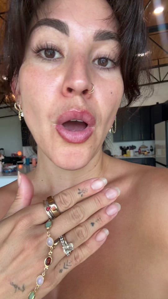 Post 8 by Tia on TikTok (video)