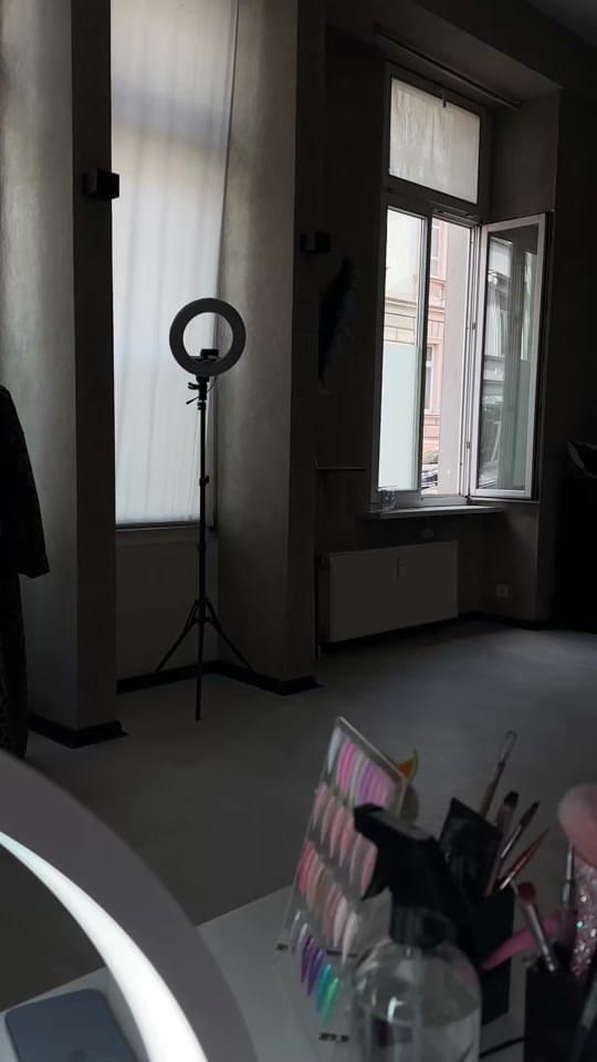 Post 2 by Linda | thenailnudist 💅🏼 on TikTok (video)