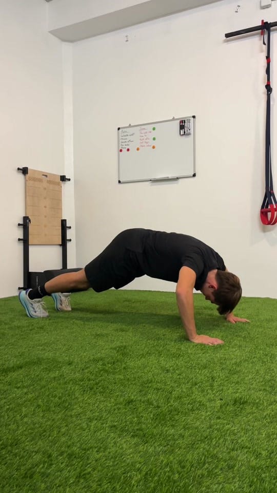 Post 3 by aimar_fitness0 on TikTok (video)