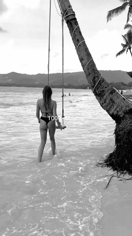 Post 6 by ❥ 𝐿𝑒𝓃𝒶 on TikTok (video)
