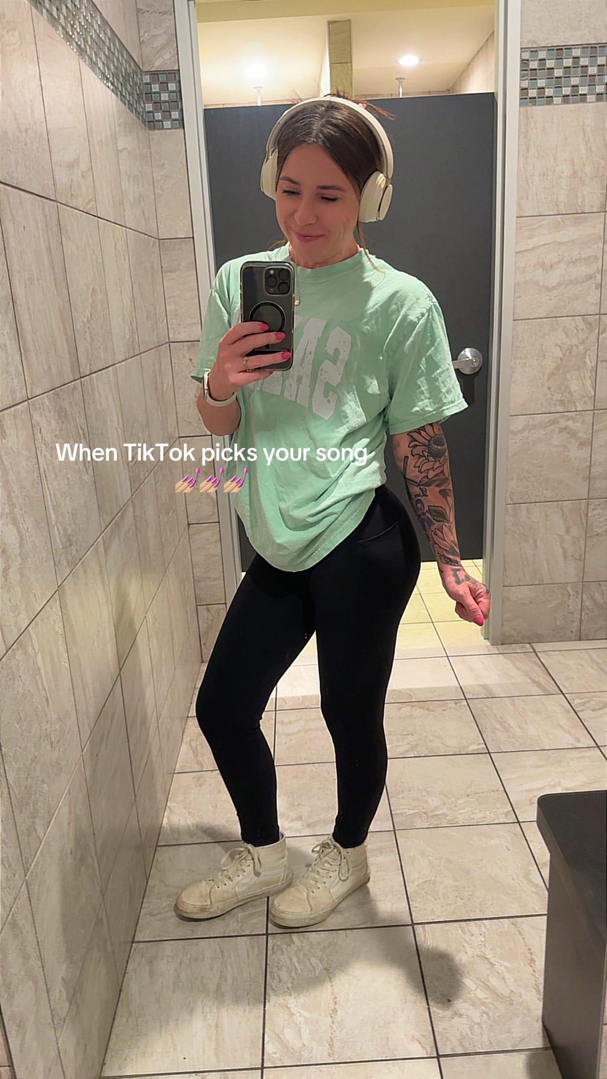 Post 4 by cass.hussey on TikTok (video)
