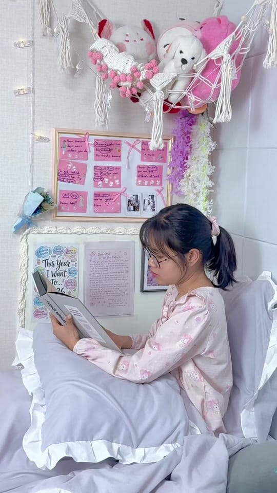 Post 4 by JADE Fashion Biz on TikTok (video)