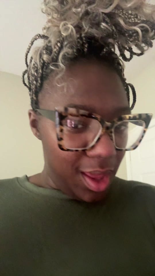 Post 1 by itskimmydee on TikTok (video)