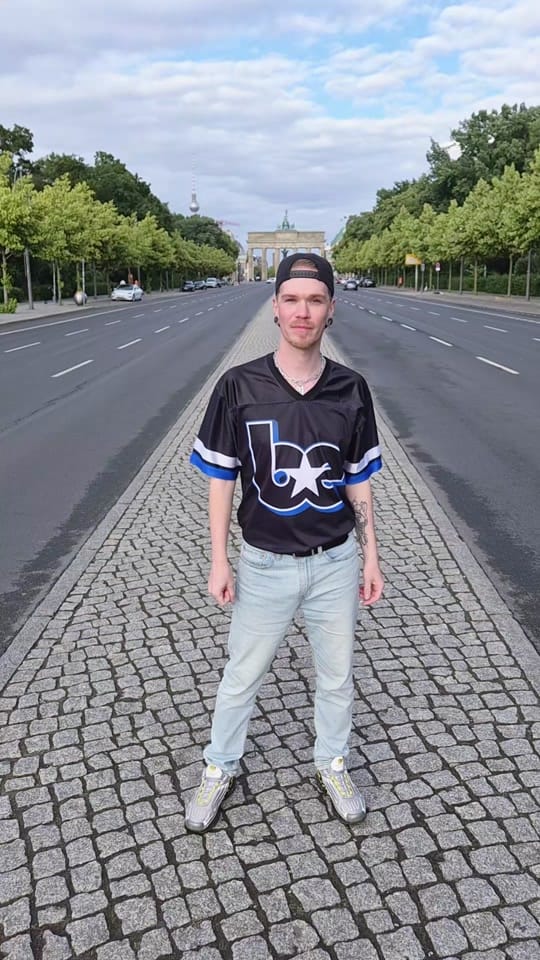 Post 5 by marcosaenger on TikTok (video)