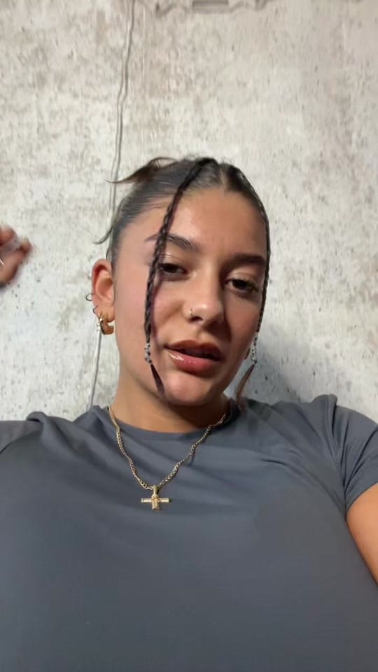 Post 5 by nikeflindris on TikTok (video)