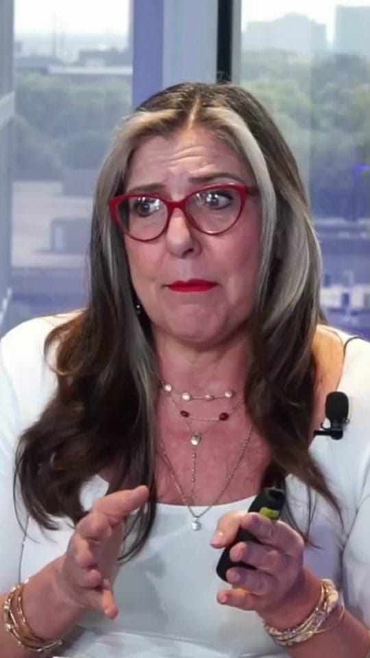 Post 5 by Dr. Anna Cabeca on TikTok (video)