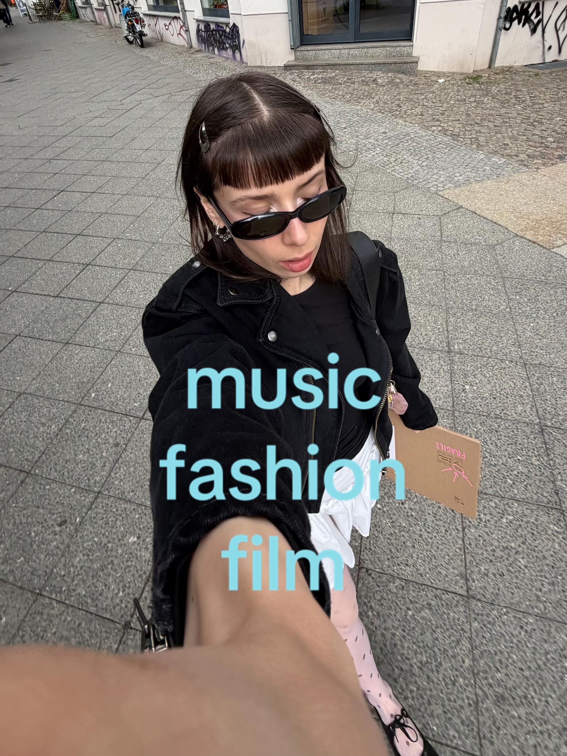 Post 5 by Giulia Hartz on TikTok (video)