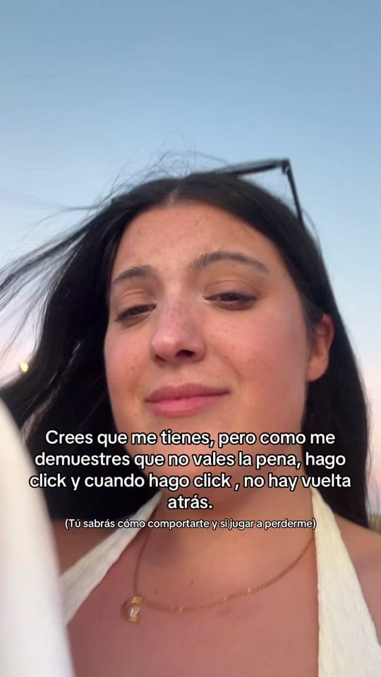 Post 4 by Lucía BF on TikTok (video)