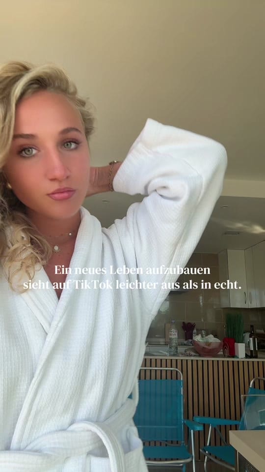 Post 3 by Nelly GI on TikTok (video)