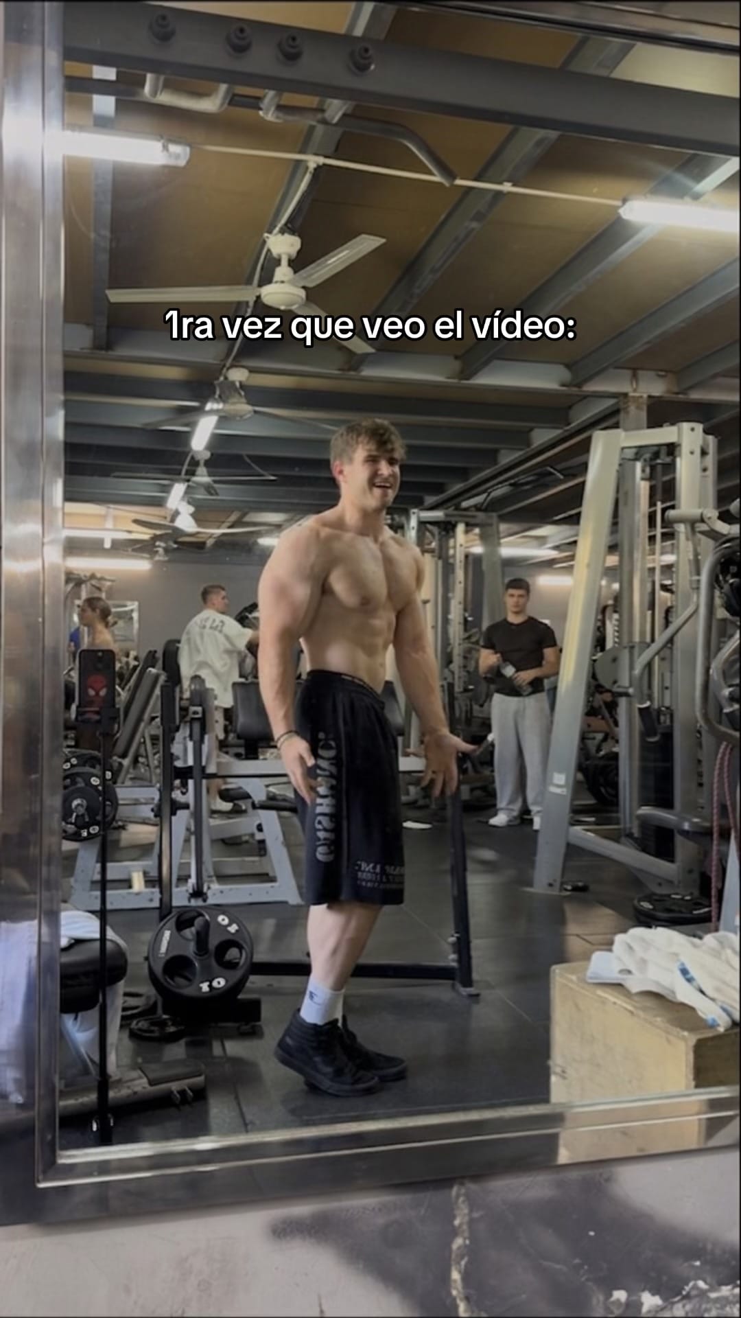Post 7 by Alessandro Mango on TikTok (video)
