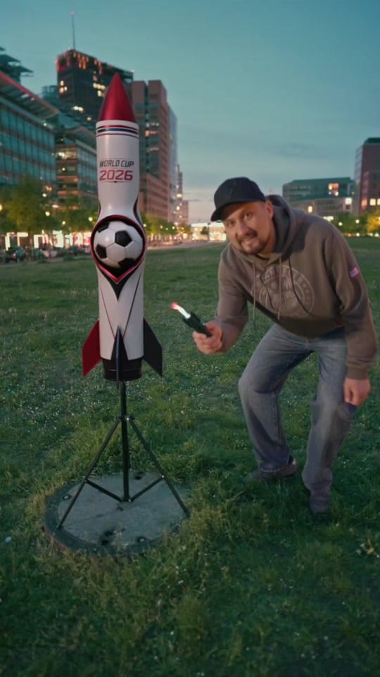 Post 1 by Alex Fremdwelt on TikTok (video)