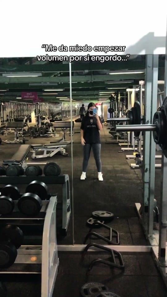 Post 8 by Laura Lobera on TikTok (video)