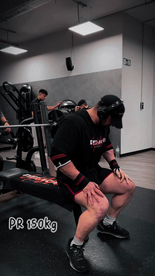Post 6 by mtor_92 on TikTok (video)