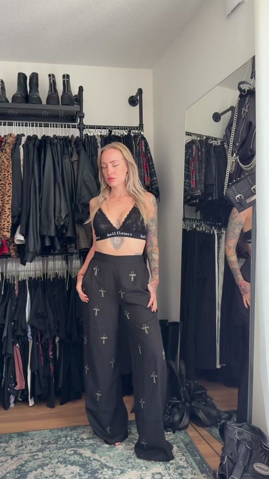 Post 10 by Shelly Curry on TikTok (video)
