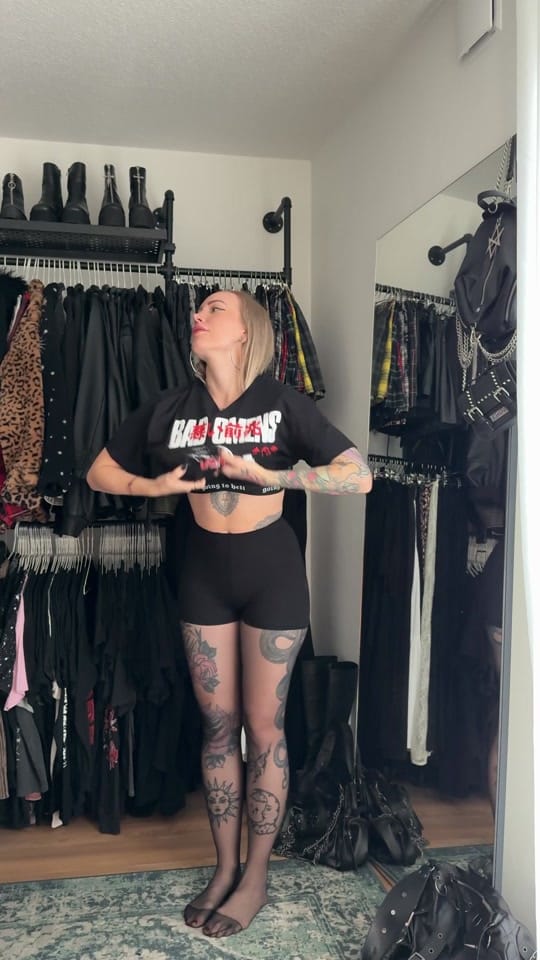 Post 8 by Shelly Curry on TikTok (video)