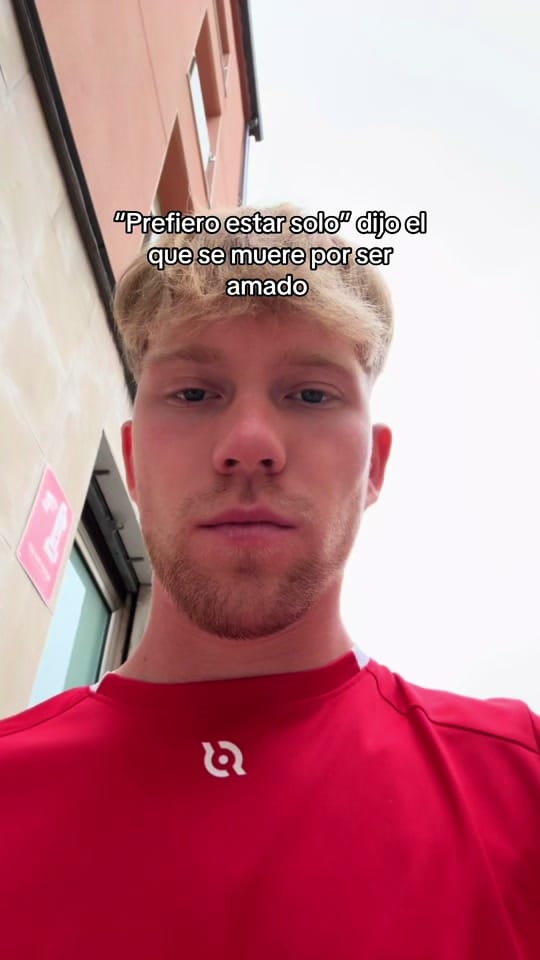Post 6 by Nico on TikTok (video)