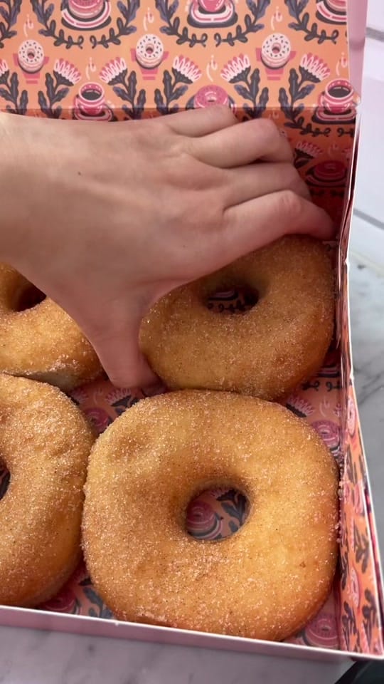 Post 8 by Brammibal‘s Donuts 🍩 on TikTok (video)