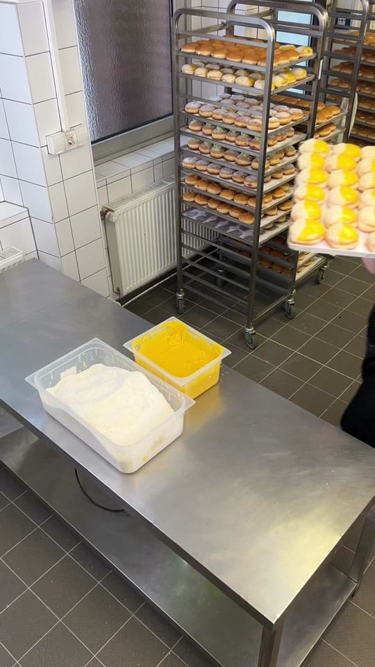 Post 7 by Brammibal‘s Donuts 🍩 on TikTok (video)