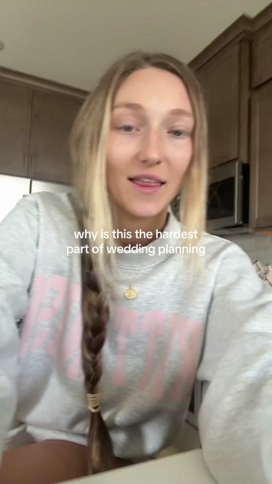 Post 5 by Sarah Krugel on TikTok (video)