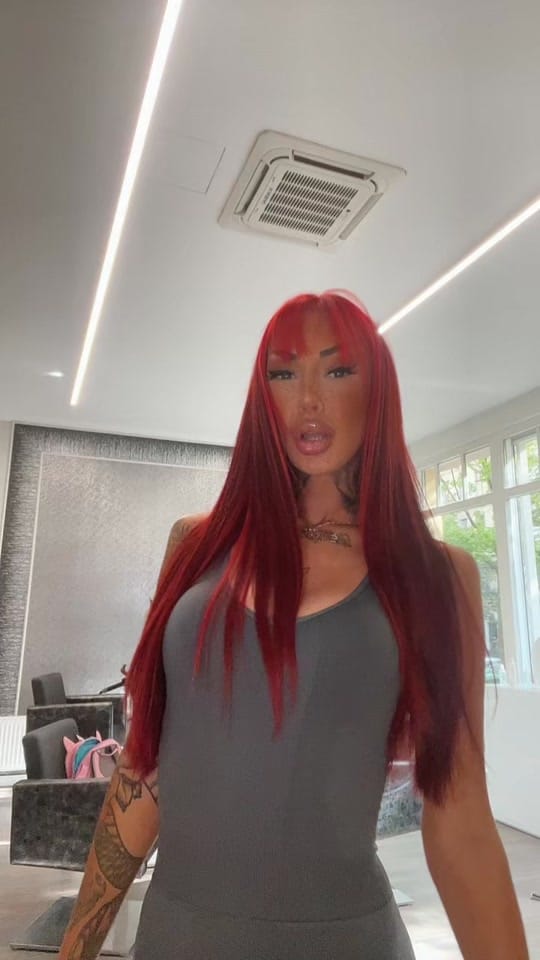 Post 3 by daizyofficial on TikTok (video)