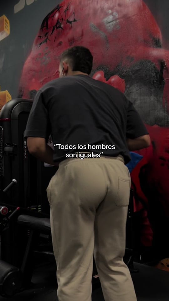 Post 10 by Hugo barreiro on TikTok (video)