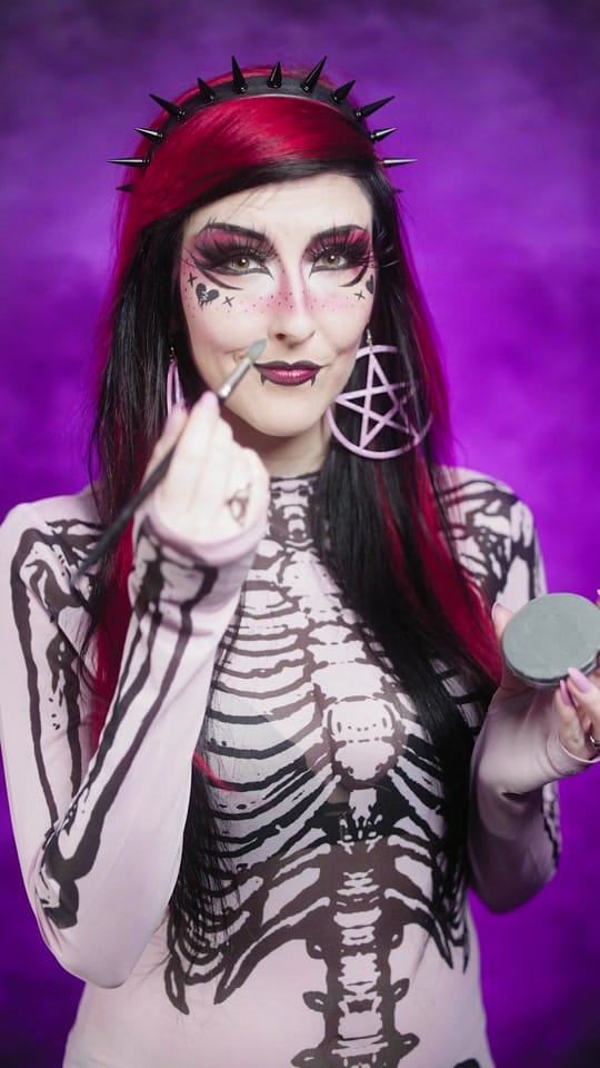 Post 6 by Carina Pusch on TikTok (video)