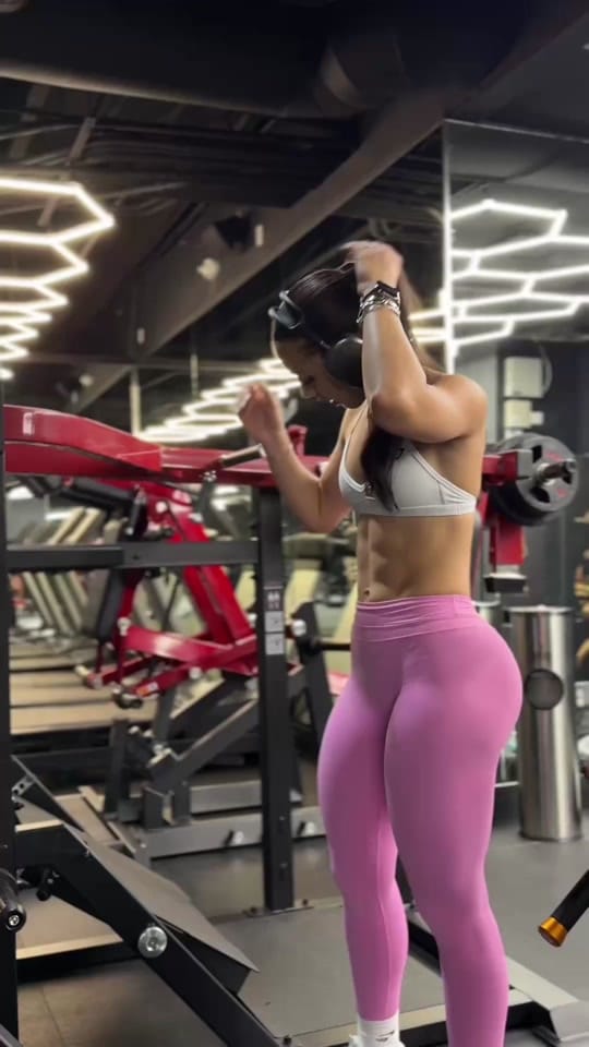 Post 5 by Roxana H Aragon on TikTok (video)