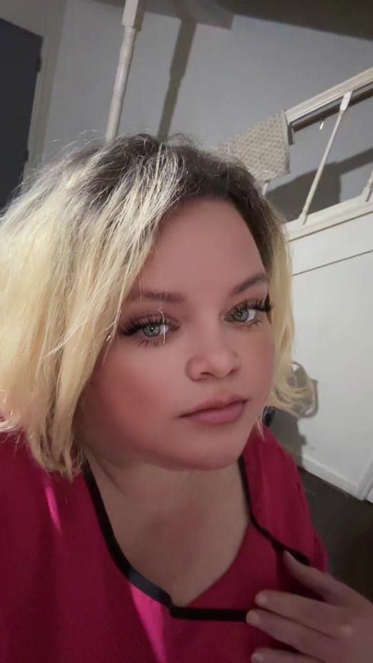 Post 2 by Lisa WeaverGen❌ on TikTok (video)