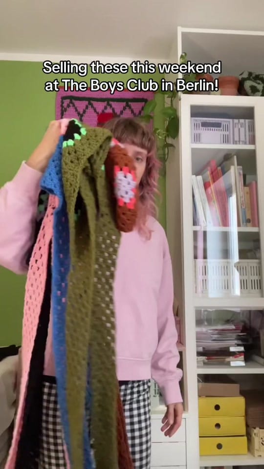 Post 4 by Viktoria on TikTok (video)