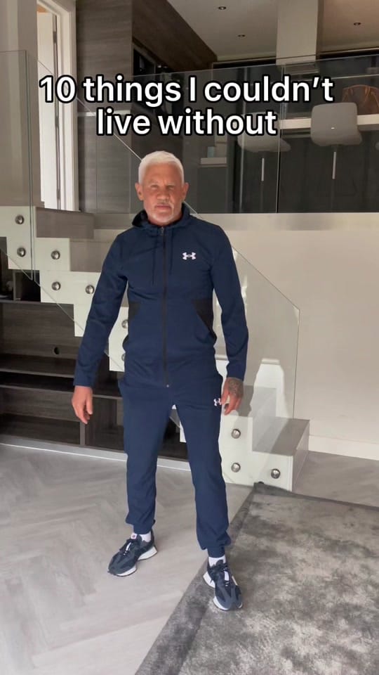 Post 10 by Wayne Lineker on TikTok (video)