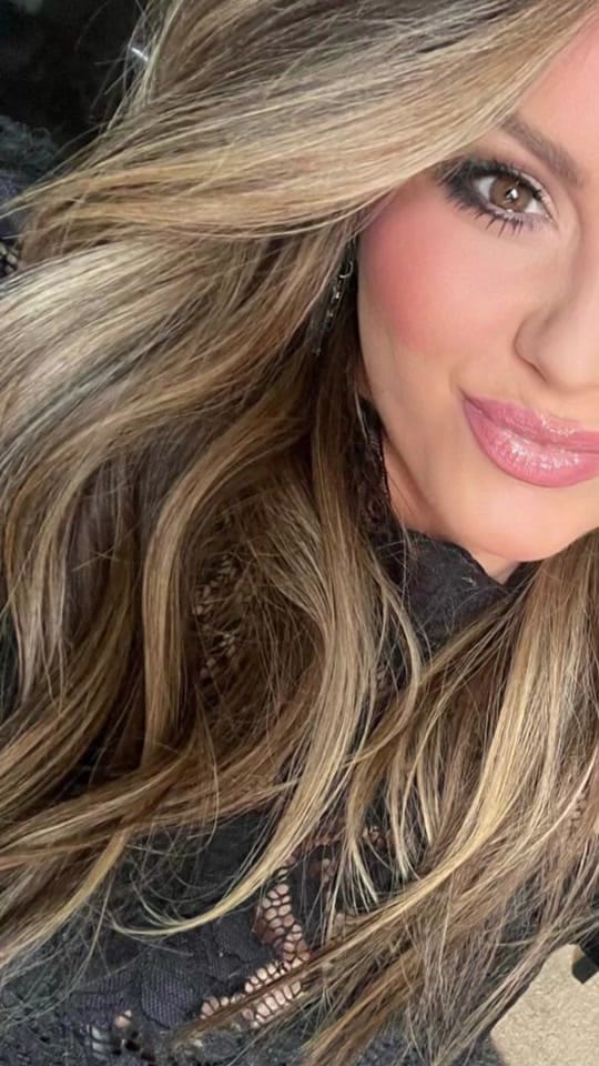 Post 9 by Angela on TikTok (video)