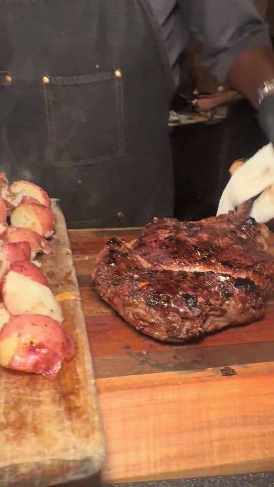 Post 10 by Q1227 Restaurant on TikTok (video)