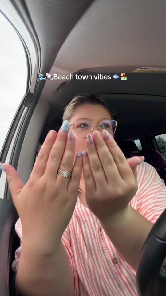Post 1 by Mama K 🩷💙 on TikTok (video)