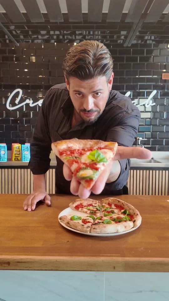Post 1 by L'Artista Mallorca 🍕 on TikTok (video)