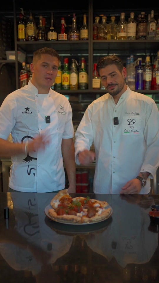 Post 10 by L'Artista Mallorca 🍕 on TikTok (video)