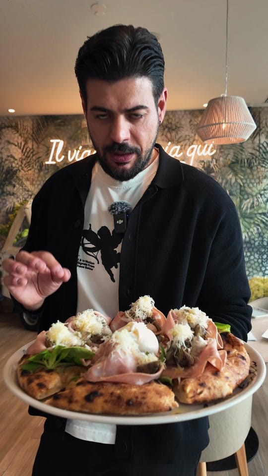 Post 7 by L'Artista Mallorca 🍕 on TikTok (video)